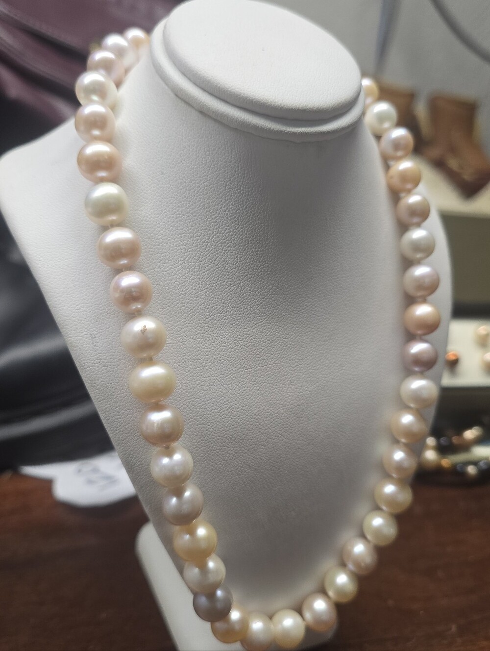Elegant Multicolor Freshwater Pearl Necklace - Classic Women Jewelry